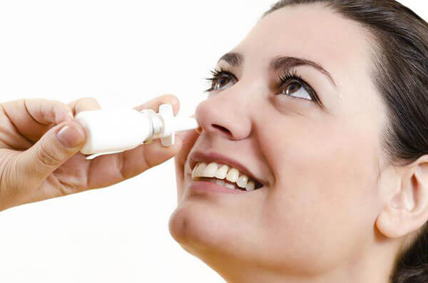 Снять заложенность носа помогут препараты, назначенные доктором